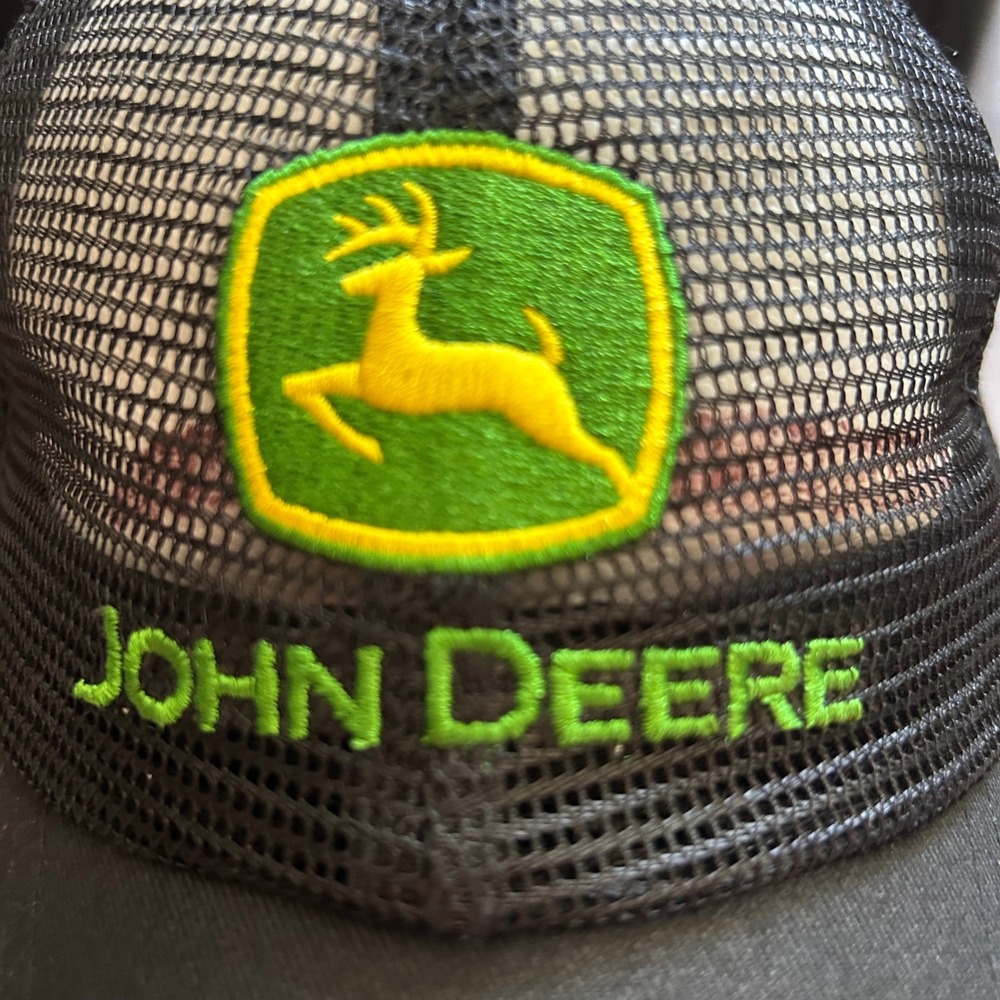 John Deere Trucker Hat Black Mesh Embroidered Logo Adjustable Cap RN125349 OSFM - Picture 3 of 8